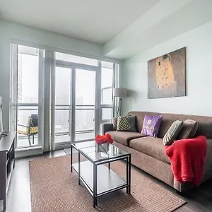  Apartment Modern Dunfield Ave By Globalstay Canada